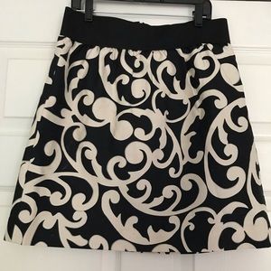 Loft b&w skirt size 0